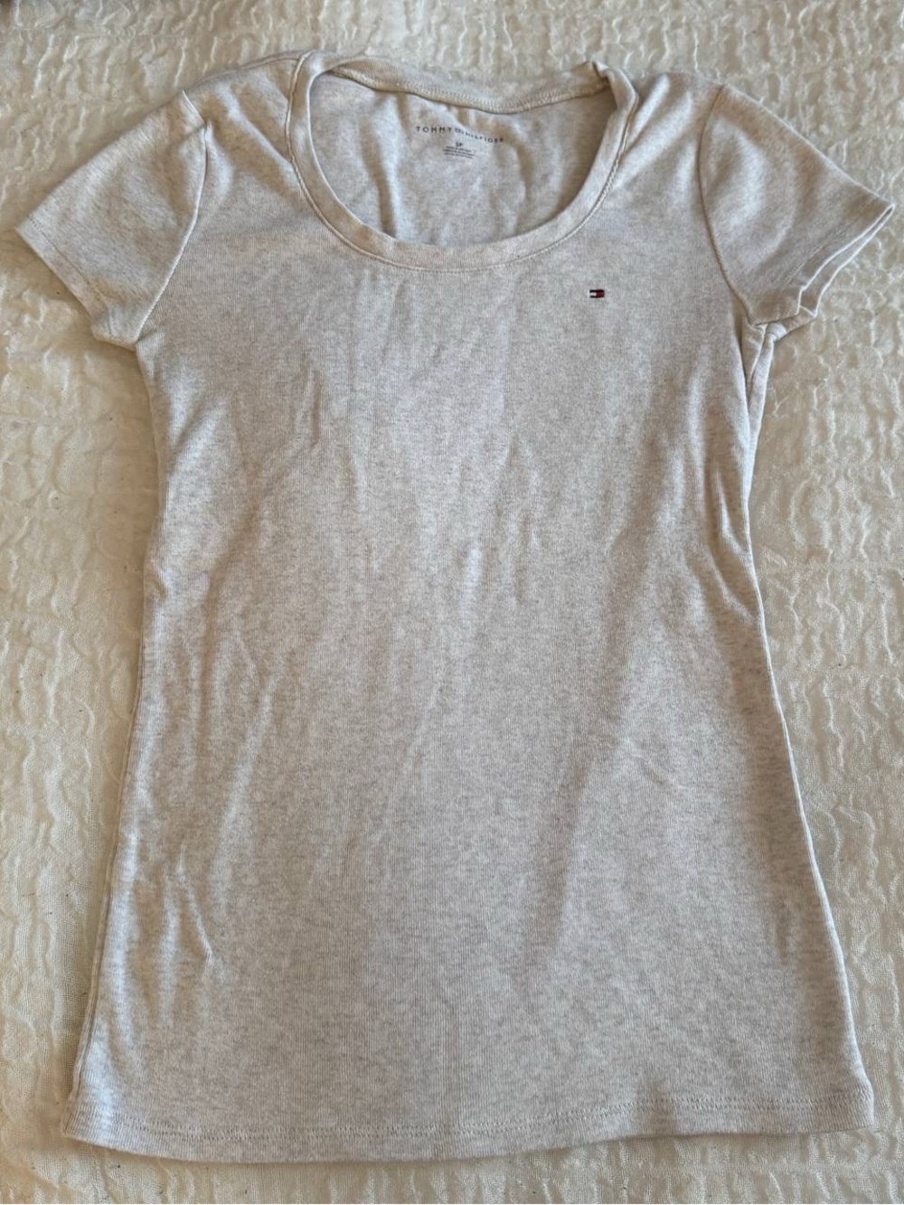 Tommy Hilfiger Light Gray Scoop Neck Short Sleeve Tee